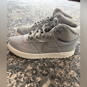 Men’s Nike Air Force 1 Mid – Size 10 – Gray